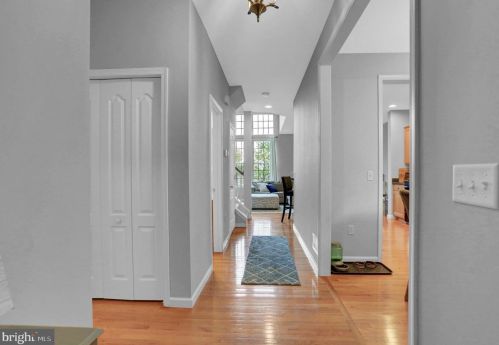 1133 Day Star Dr, Harrisburg, PA 17111-3740