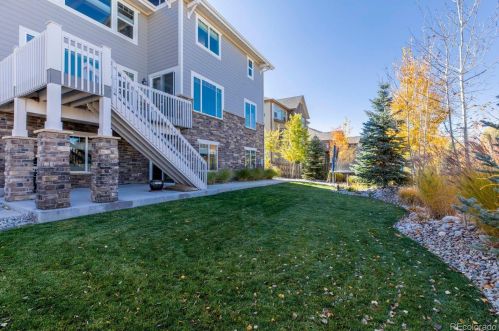 26525 Peakview Dr, Aurora CO 80016-6110 exterior