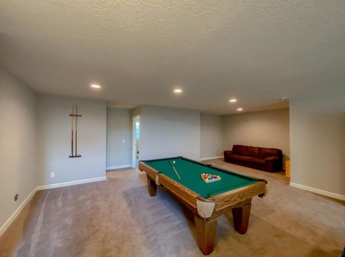 9515 Compass Pointe Rd, Saint Paul MN  55129 exterior