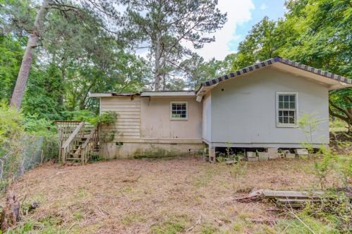 2210 Black Shoals Rd, Conyers GA  30012-1804 exterior
