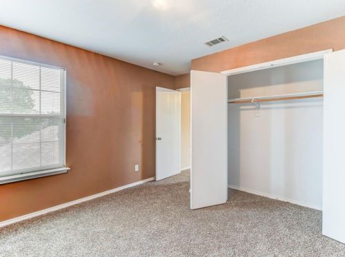 9902 Crystal Valley Way, Dallas TX  75227-5235 exterior