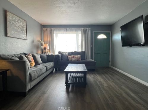 94 H St, Chula Vista, CA 91910-4920