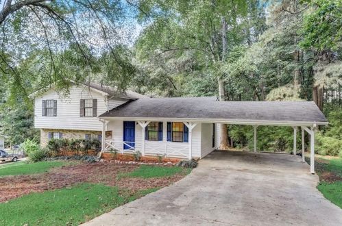 250 Carriage Cir, Stockbridge, GA 30281-1330