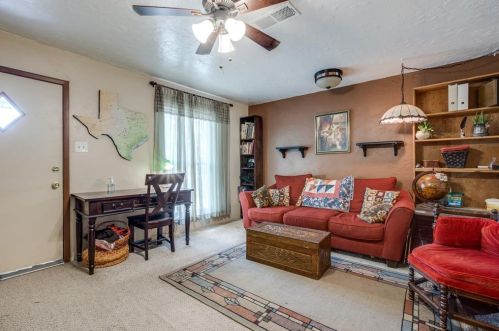 211 15th St, Irving, TX 75060-6031