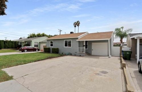 8366 Vanport Ave, Whittier, CA 90606-3308