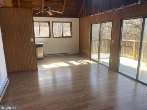 66 Tipperary Trl, Gerrardstown WV  25420-3144 exterior