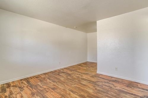 3200 Lake Como Dr, Fort Worth TX  76107-5900 exterior