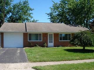 6512 Southern Vista Dr, Enon, OH 45323-1636