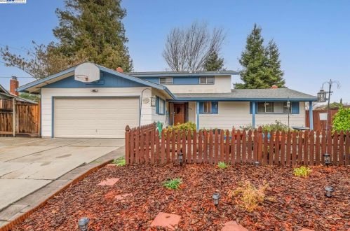 11720 Casa Linda Ct, Pleasanton, CA 94568-2231
