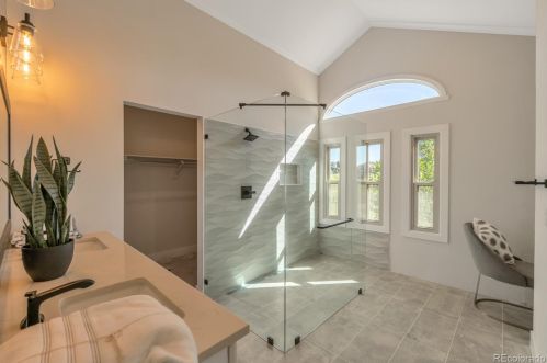 6446 Picadilly St, Aurora CO  80016-1336 exterior