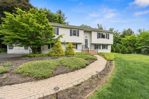 7 Highland Ave, Hackettstown NJ  07840-4109 exterior