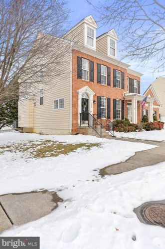 252 Prospect Hill Blvd, Charles Town WV  25414-5082 exterior