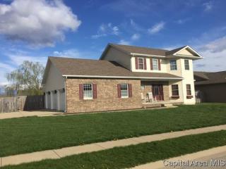 524 Garden Ct, Chatham, IL 62629-1719