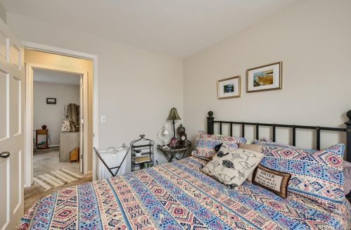 8466 Curlycup Pl, Parker CO 80134-8986 exterior