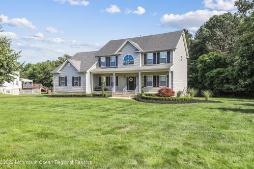 11 Kacie Lynn Ct, Jackson Twp, NJ 08527-4373