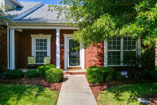 2130 Cason Ln, Murfreesboro, TN 37128-4906