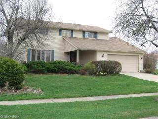 16507 Red Rock Dr, Cleveland OH  44136-7331 exterior