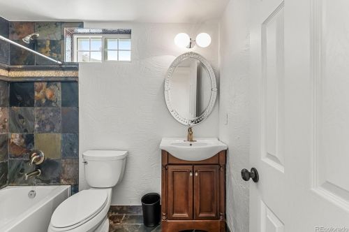 4930 Clarkson St, Englewood CO  80113-7008 exterior