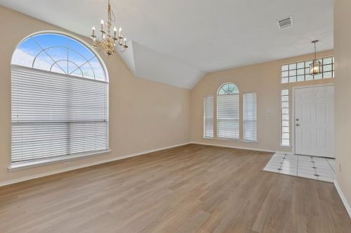 10119 Norman Ct, Irving TX  75063-5960 exterior