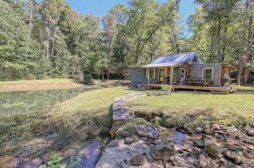 267 Turkey Mountain Rd, Clayton, GA 30525-3835