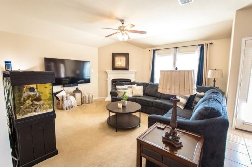 1729 Park Trl Blvd, Princeton TX 75407-2698 exterior