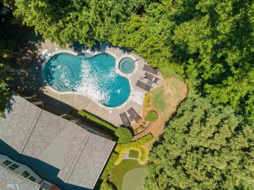 1500 Brookhaven Trce, Atlanta GA  30319-2557 exterior