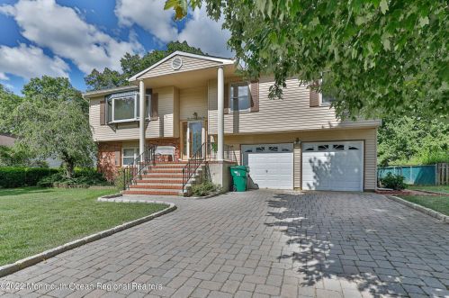 169 Pine Needle St, Wall Township NJ  07731-2691 exterior