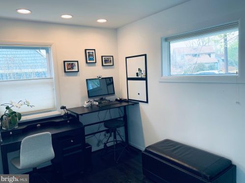 2233 Luzerne Ave, Silver Spring MD 20910-2135 exterior