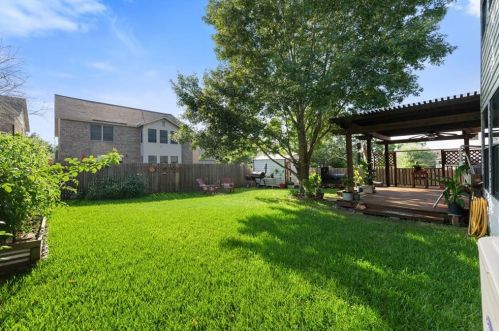 11200 Chatam Berry Ln, Austin TX  78748-3935 exterior