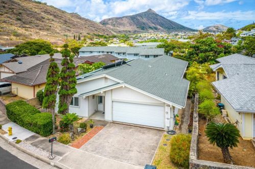 960 Kolokolo Pl, Honolulu, HI 96825-3220