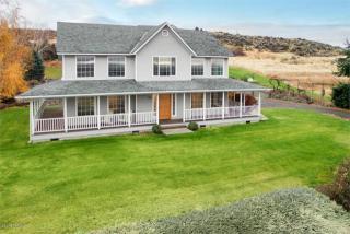 601 Hancock Rd, Cowiche, WA 98923-9779