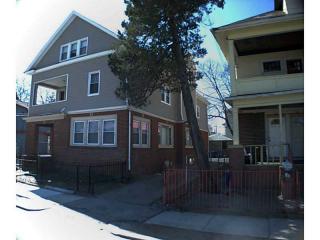 68 Hanover St, Providence, RI 02907-2514