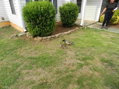 236 Roberts Trl, Locust Grove, GA 30248-3866