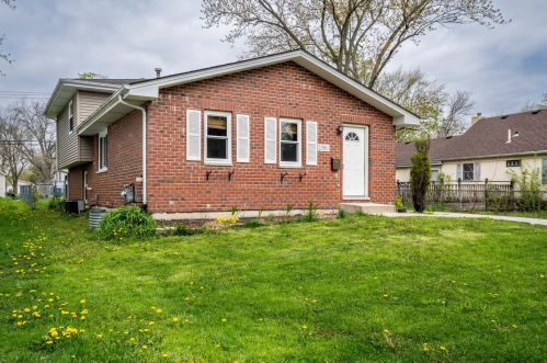 1580 Faithorn Ave, Crete, IL 60417-3228
