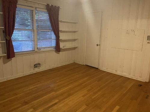 1373 Carolyn Dr, Atlanta GA  30329-3546 exterior