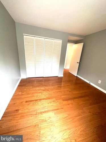 3229 Sayre Dr, Princeton NJ  08540-5870 exterior