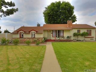 1530 Brewster Dr, Pomona, CA 91767-5326
