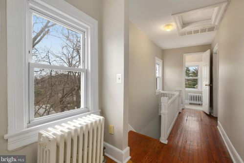 6701 Poplar Ave, Silver Spring MD 20912-4671 exterior