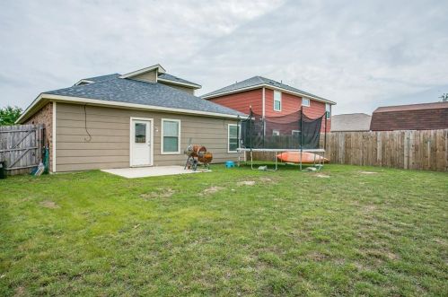 4105 Tiburon St, Fort Worth TX  76106-2609 exterior
