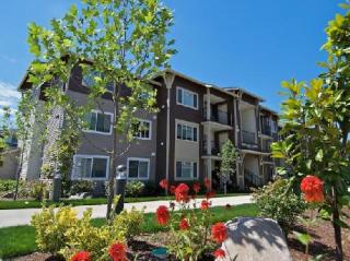 545 201st Ave, Beaverton OR  97006-6411 exterior