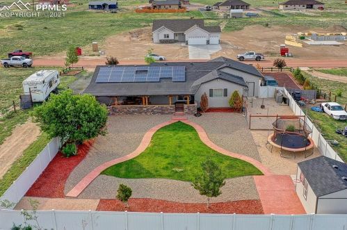 1336 Dailey Dr, Pueblo, CO 81007-6590