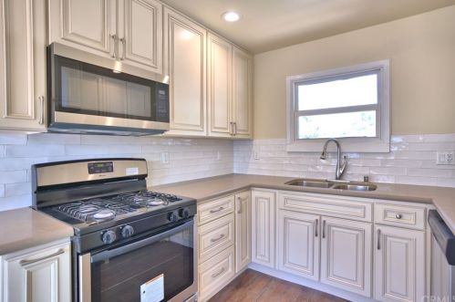 239 Pasadena Ave, Irwindale CA 91702 exterior