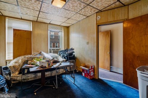 1745 19 St, Philadelphia PA  19145-2120 exterior