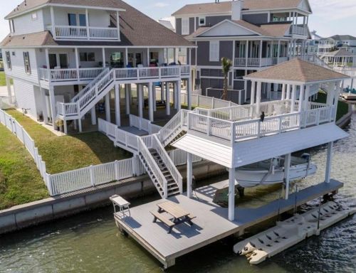 4111 Bluewing Teal Ct, Galveston, TX 77554-5118