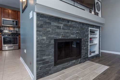 1428 White Pne Ln, Lemont IL  60490-3182 exterior