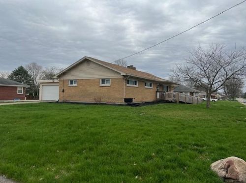 2622 Home Orchard Dr, Springfield OH  45503-2342 exterior