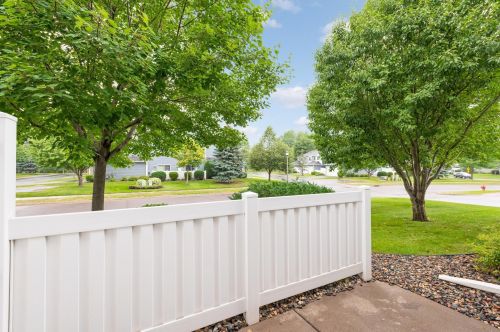 2093 Gresham Ave, Saint Paul MN  55128-4409 exterior