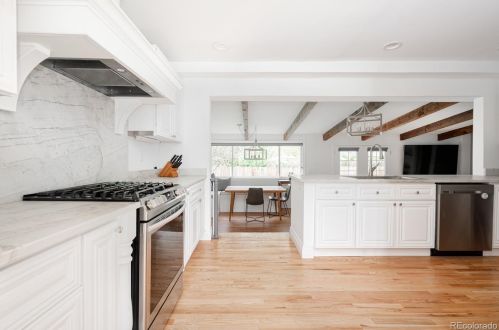 2855 Vine St, Denver CO 80205-3529 exterior