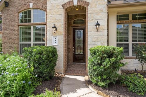 433 Holly Forest Dr, Conroe, TX 77384-3513