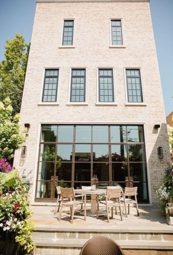1924 Burling St, Chicago, IL 60614-7906